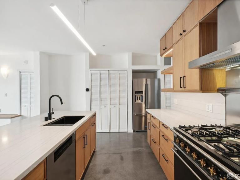 Interior, Kitchen, Stainless Steel Appliances