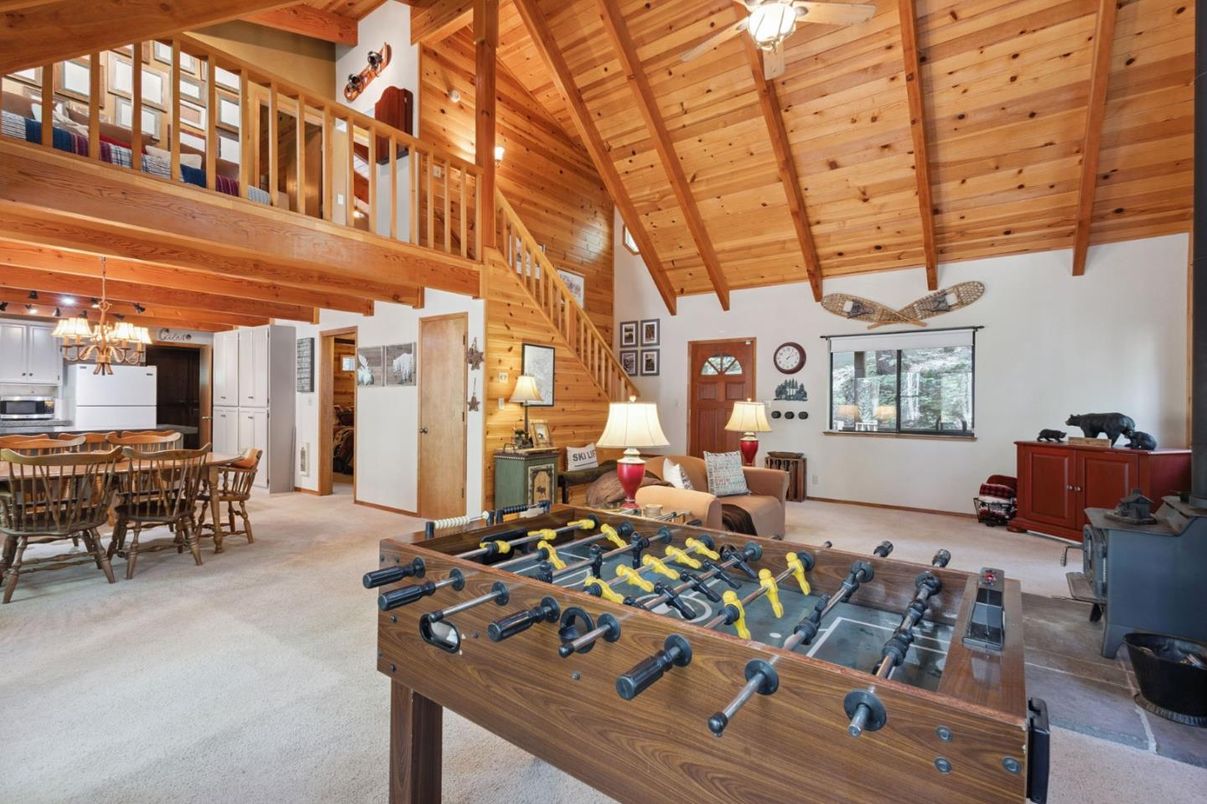 Chandelier, Dining room, Game Room, Interior, Pendant Lights, Wooden Beams, Wooden Ceilings