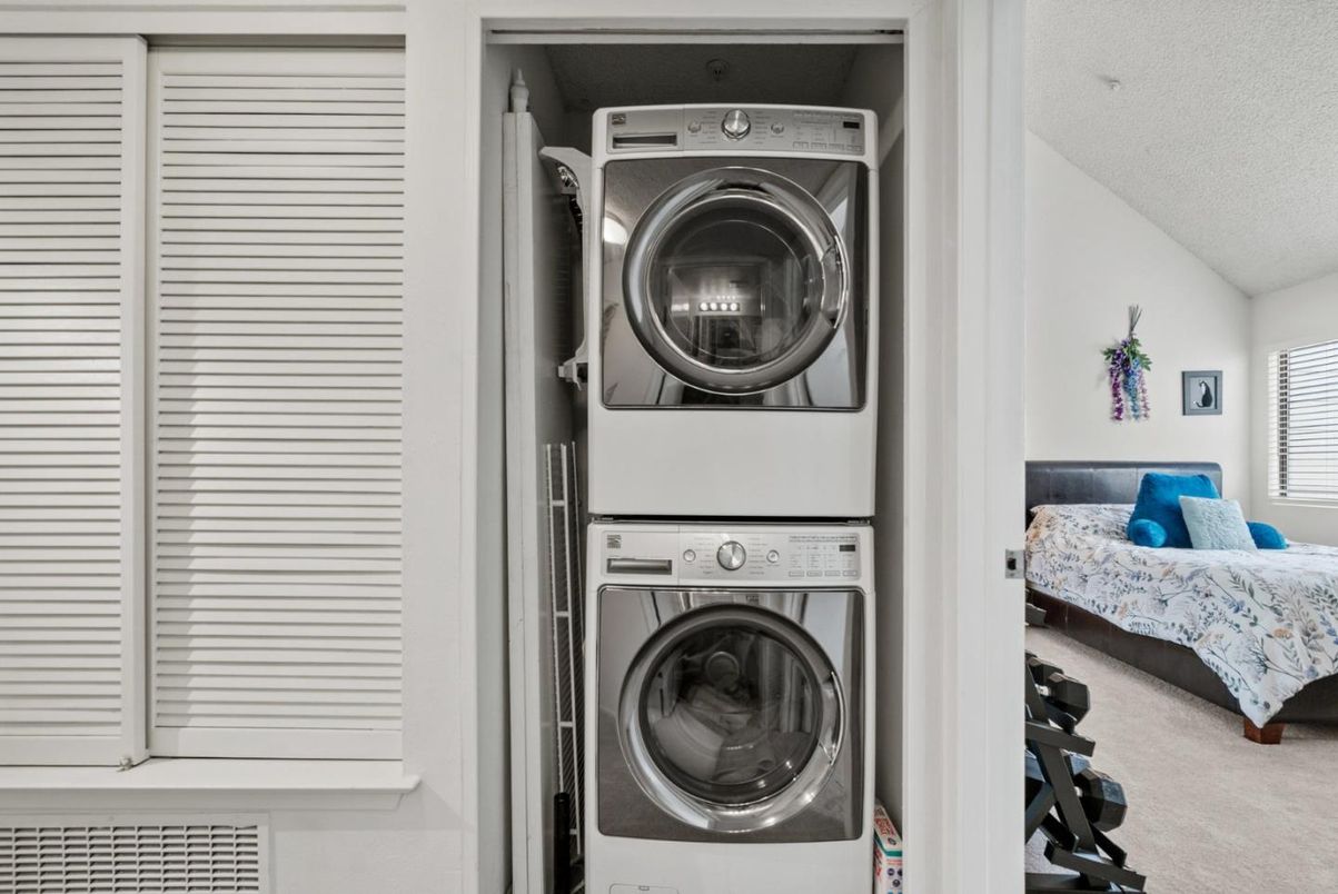 Bedroom, Interior, Utility Closets, Washer