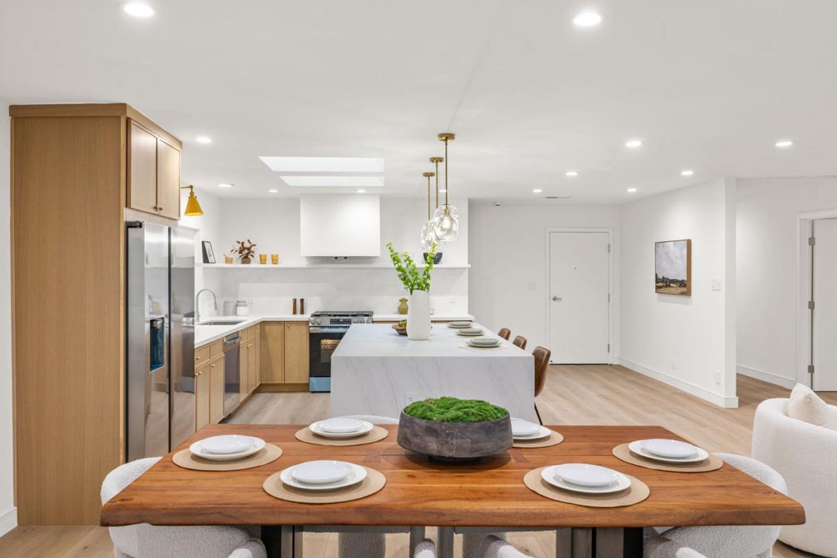 Dining room, Interior, Kitchen, Pendant Lights, Recessed Lighting, Stainless Steel Appliances, Wood Texture Flooring