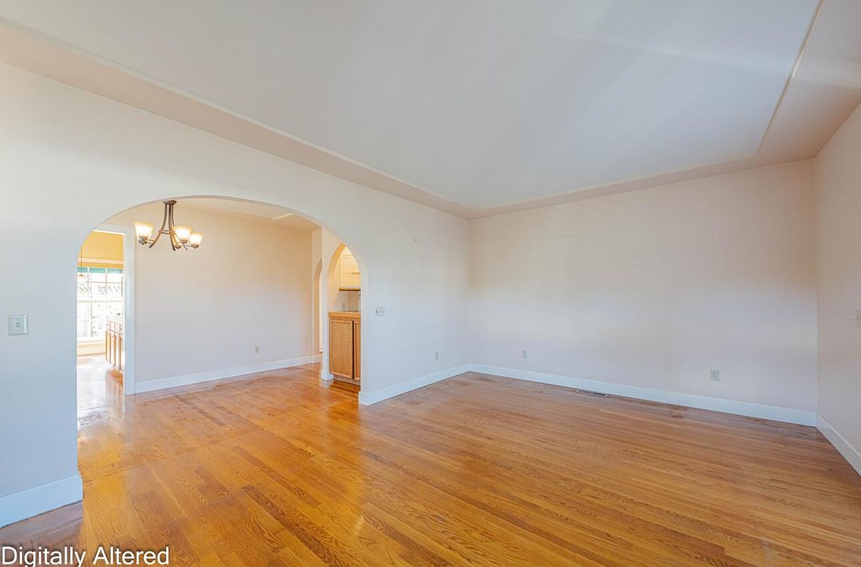 Chandelier, Empty room, Interior, Wood Texture Flooring