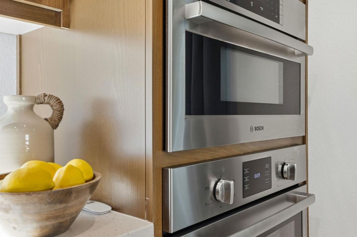 Interior, Kitchen, Stainless Steel Appliances