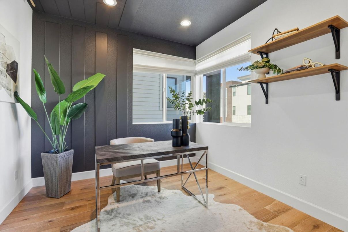 Home Office, Interior, Recessed Lighting, Wood Texture Flooring