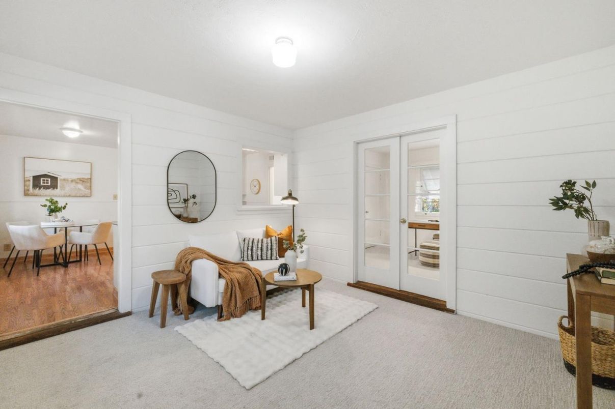 Dining room, Interior
