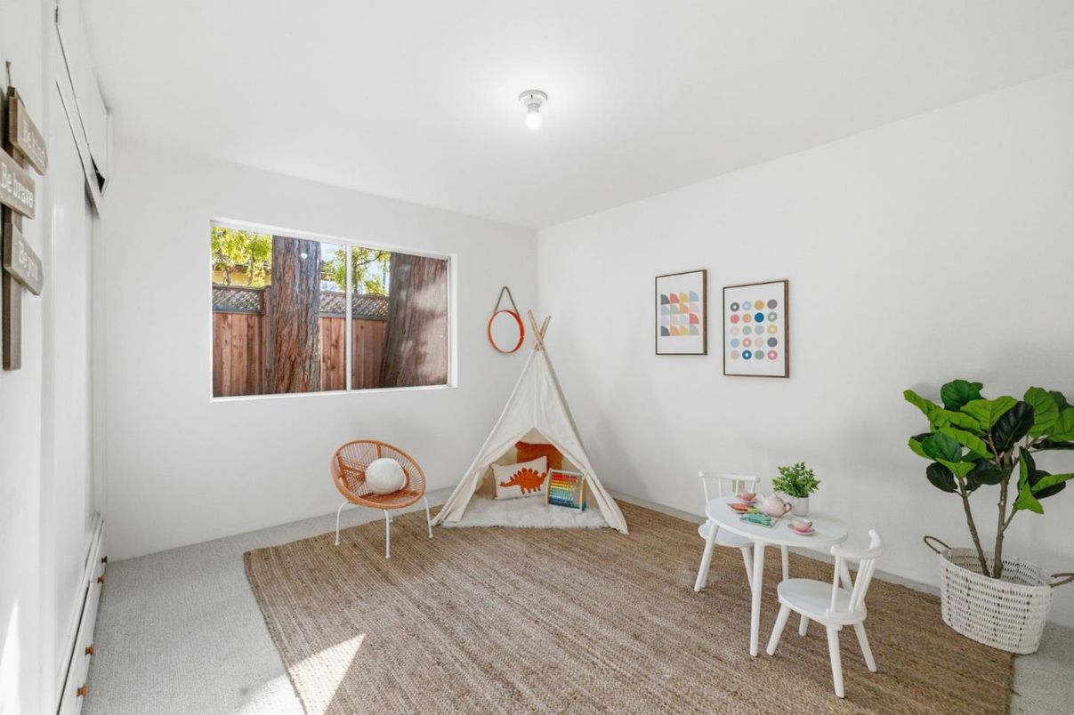 Dining room, Interior