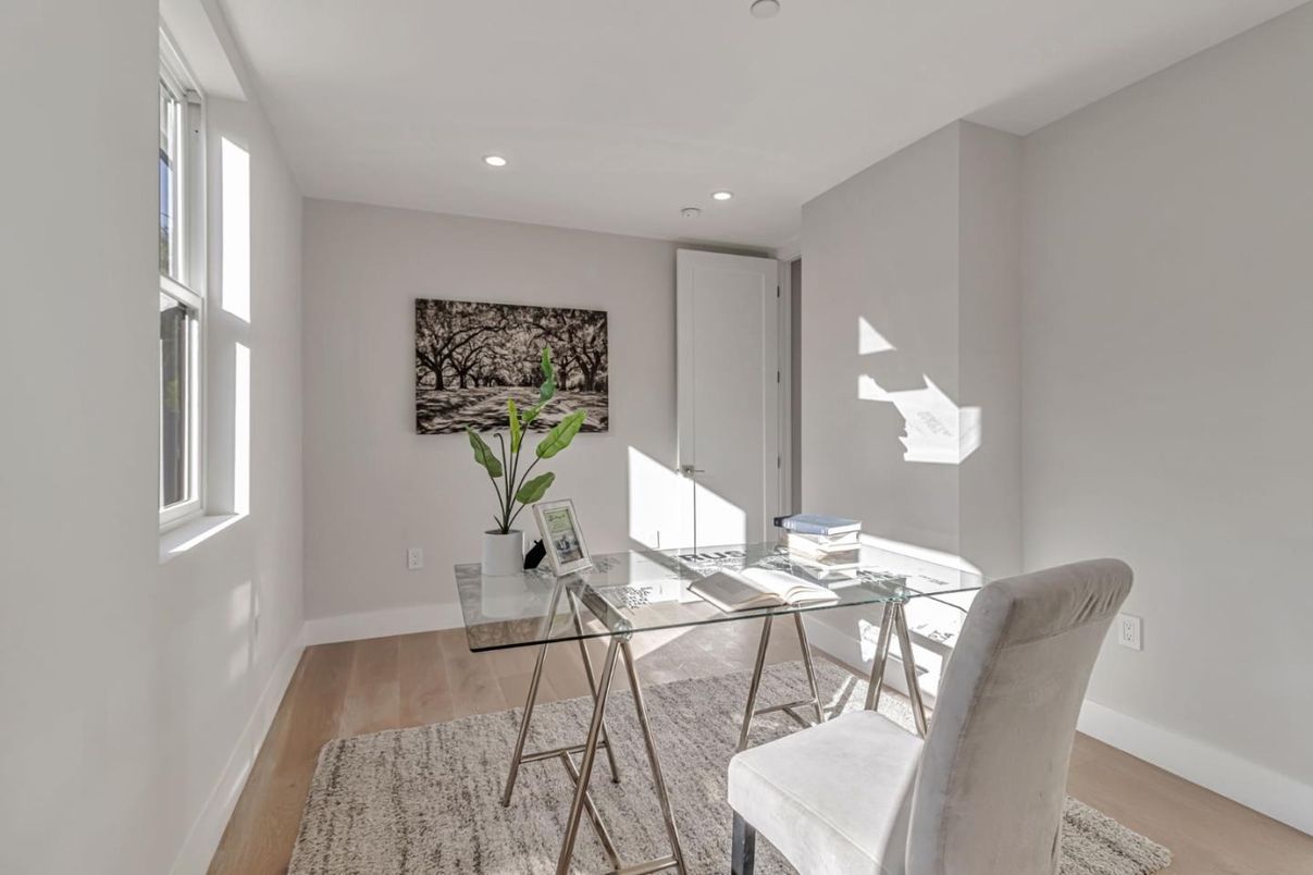 Home Office, Interior, Recessed Lighting, Wood Texture Flooring