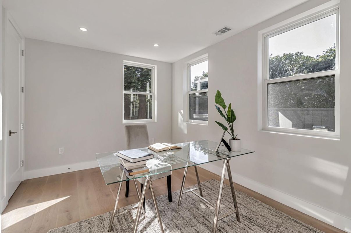 Home Office, Interior, Recessed Lighting, Wood Texture Flooring