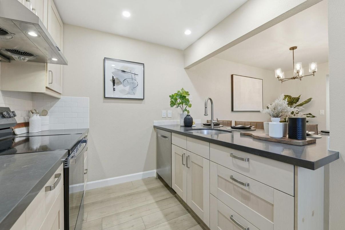 Chandelier, Interior, Kitchen, Recessed Lighting, Wood Texture Flooring