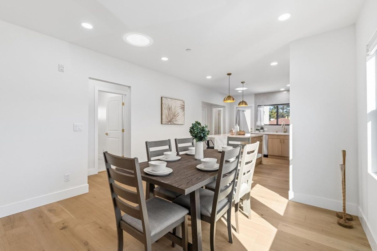 Dining room, Interior, Pendant Lights, Recessed Lighting, Wood Texture Flooring