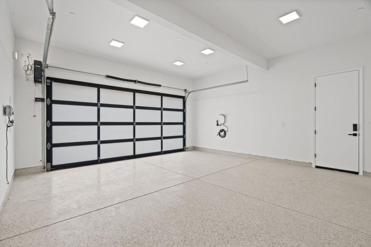Garage, Interior, Recessed Lighting