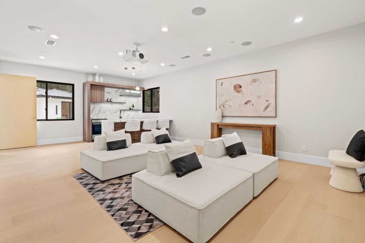 Interior, Kitchen, Living room, Pendant Lights, Recessed Lighting, Wood Texture Flooring