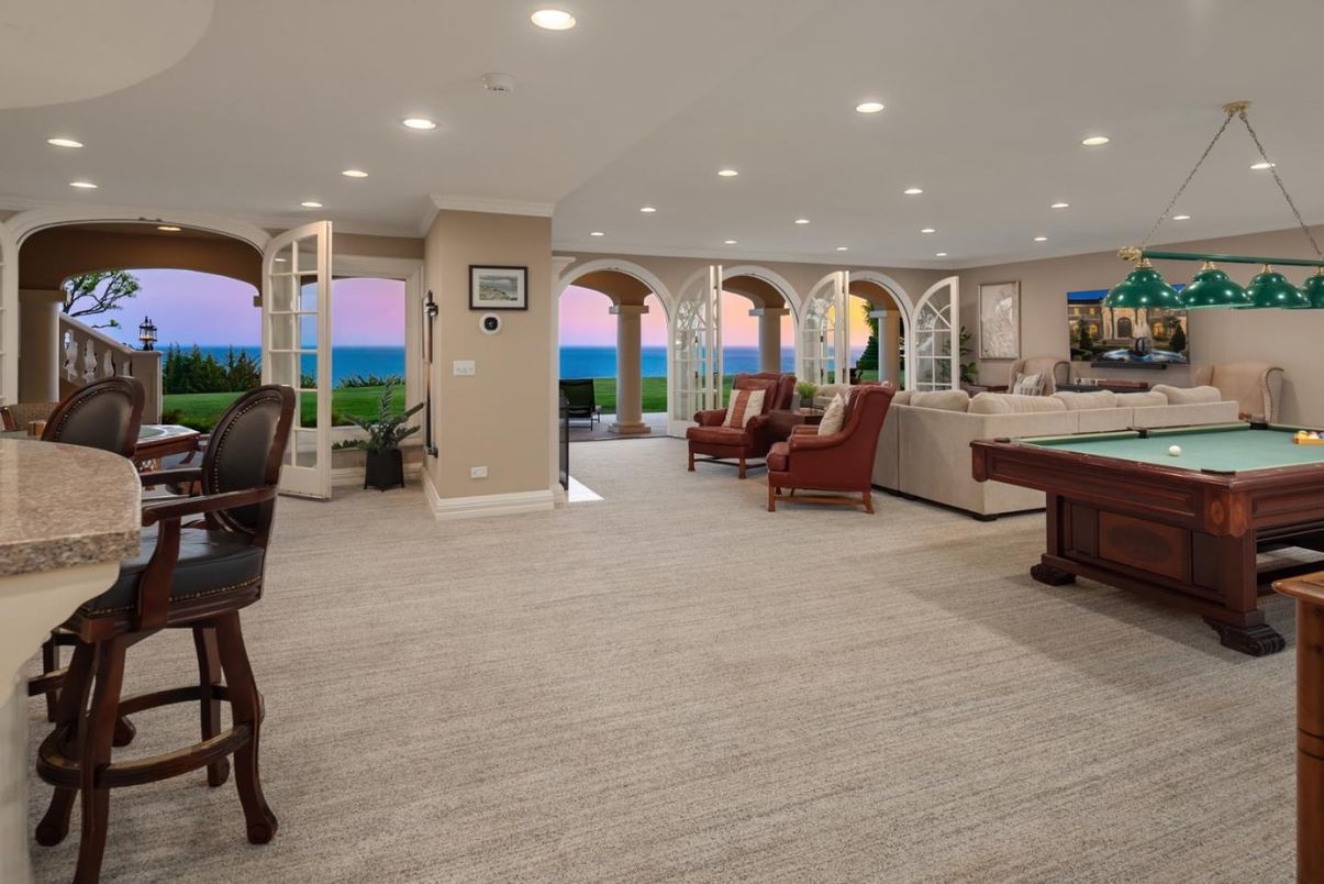 Billiard Table, Game Room, Interior, Living room, Pendant Lights, Recessed Lighting, Water