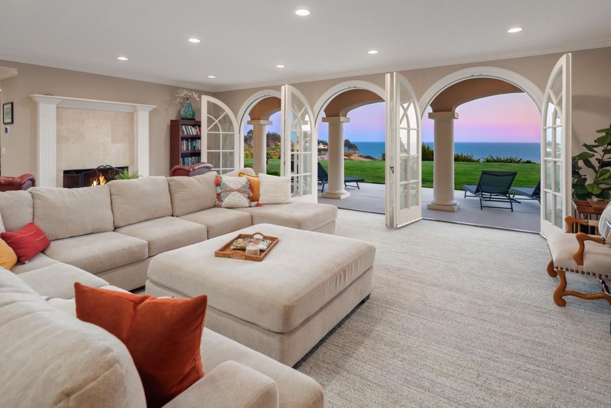 Fireplace, Interior, Living room, Recessed Lighting, Water