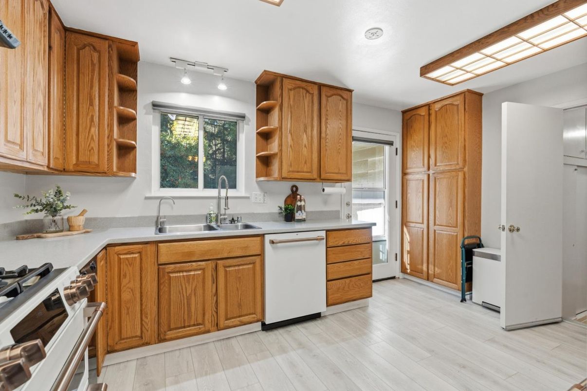 Interior, Kitchen, Wood Texture Flooring
