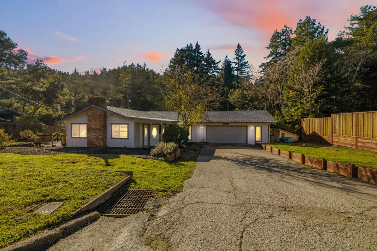 Attached, Backyard, Exterior, Facade, Ranch