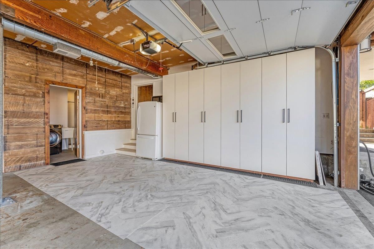 Garage, Interior, Marble, Washer, Wooden Walls