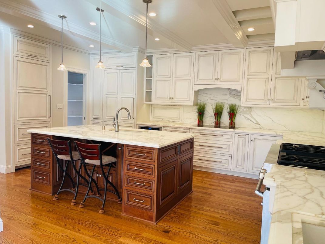 Interior, Kitchen, Marble Walls, Pendant Lights, Recessed Lighting, Wood Texture Flooring