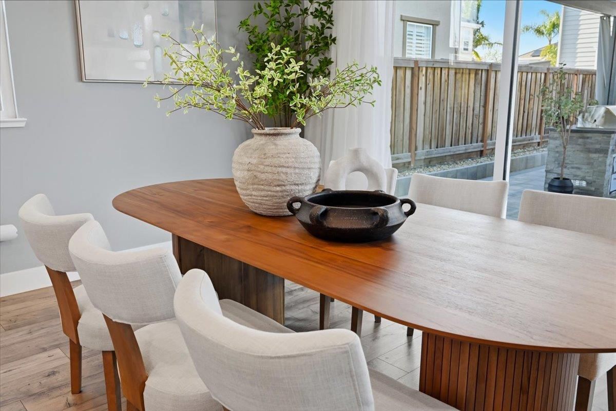 Dining room, Interior, Wood Texture Flooring