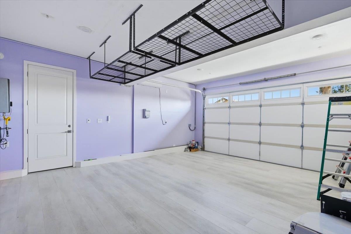 Garage, Interior, Wood Texture Flooring