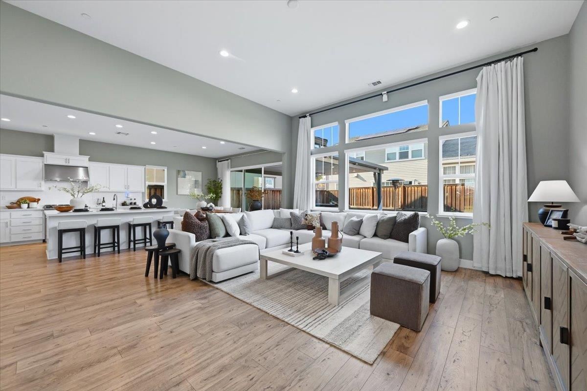 Interior, Kitchen, Living room, Recessed Lighting, Wood Texture Flooring