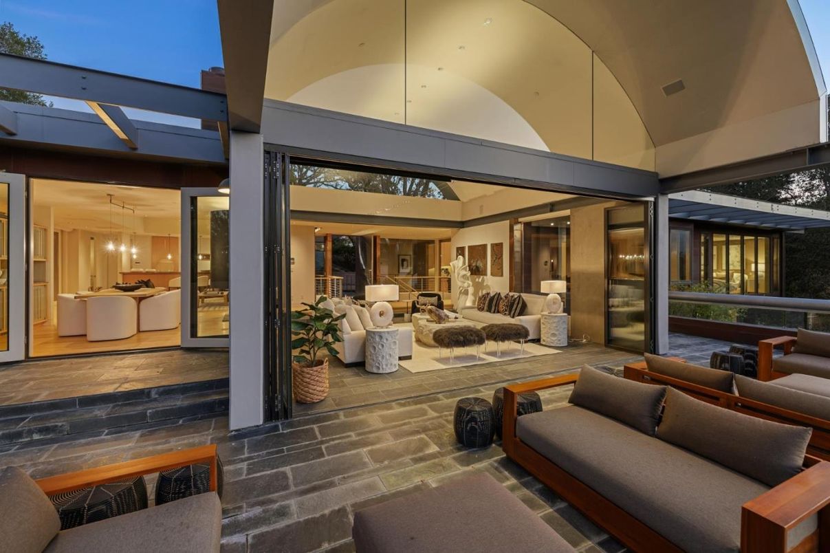 Exterior, Pendant Lights