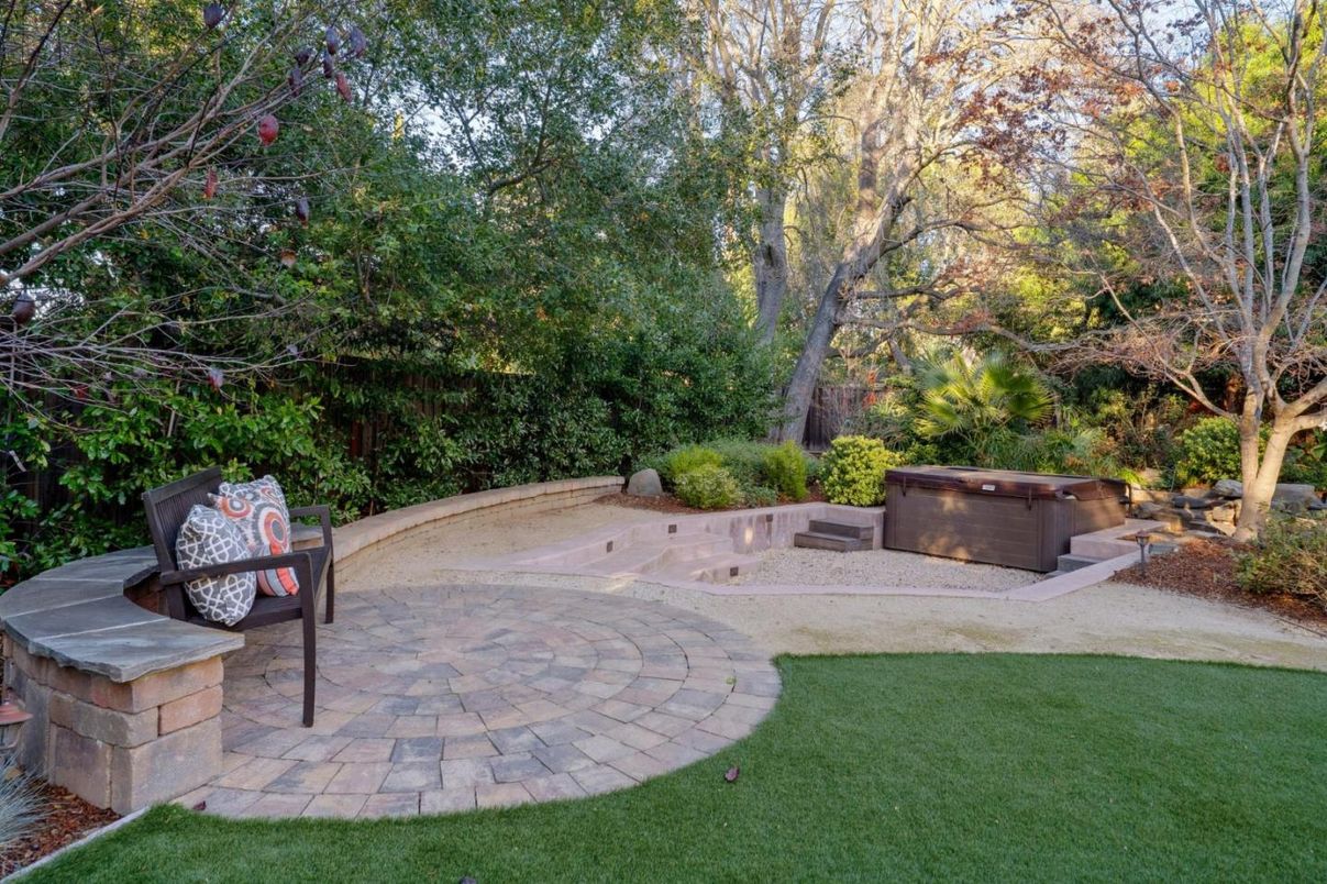 Backyard, Exterior, Hot Tub