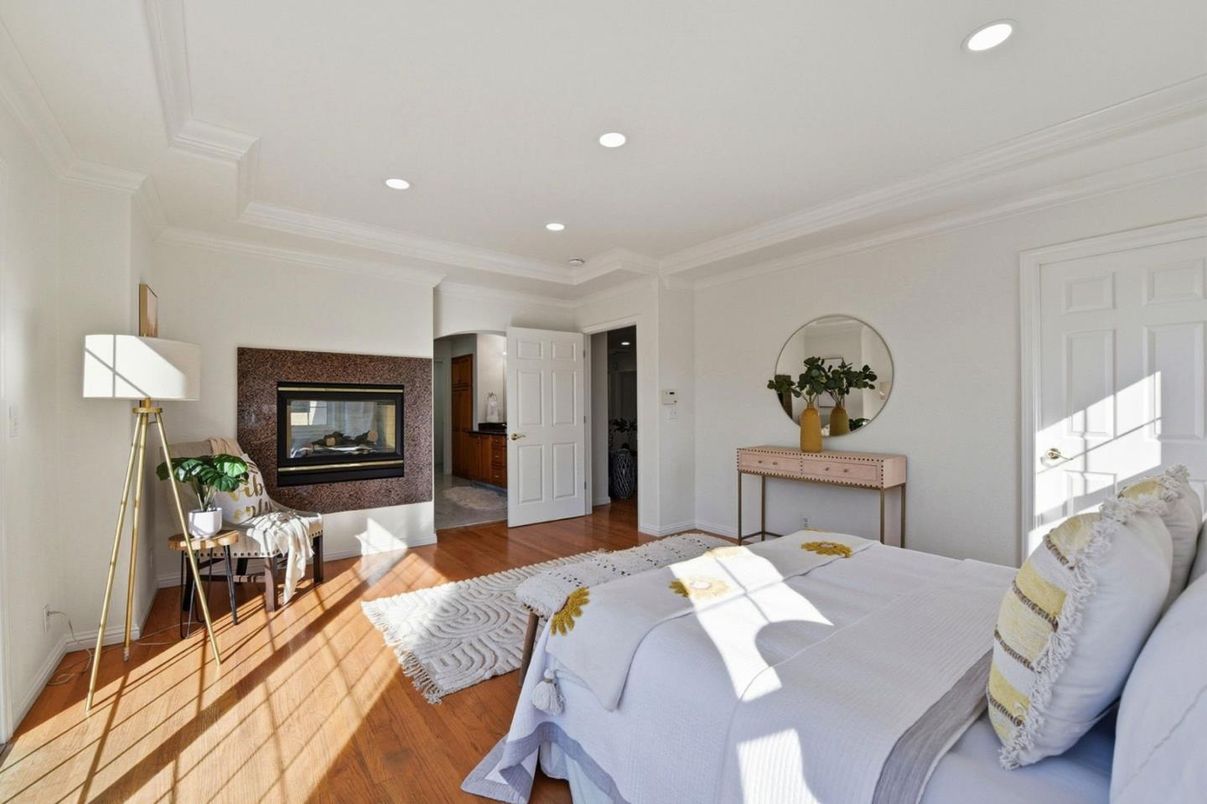 Bedroom, Fireplace, Interior, Recessed Lighting, Wood Texture Flooring