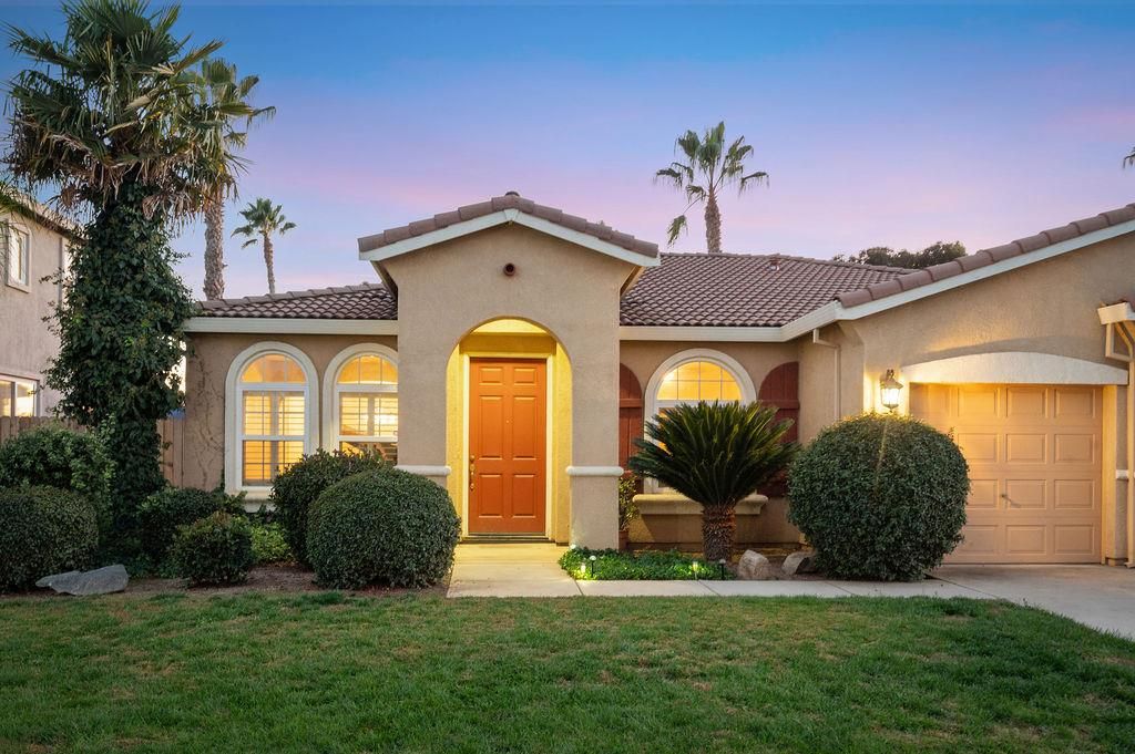 Attached, Backyard, Exterior, Facade, Mediterranean