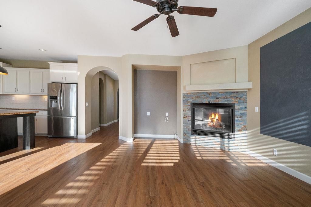 Fireplace, Interior, Kitchen, Recessed Lighting, Wood Texture Flooring