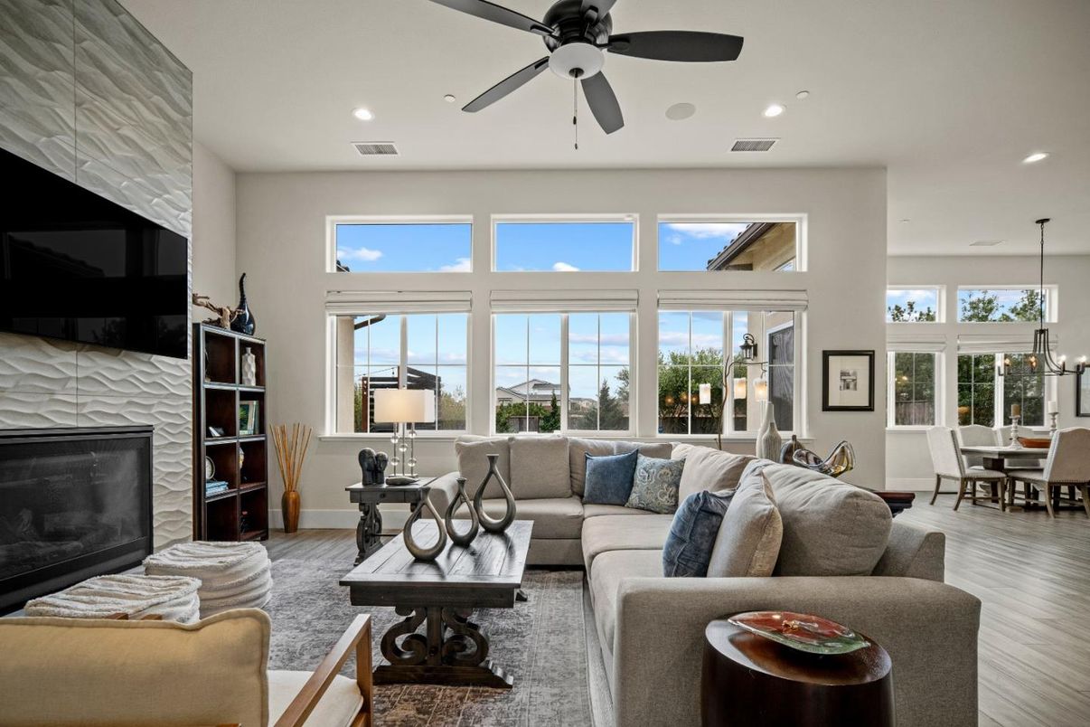 Dining room, Fireplace, Interior, Living room, Pendant Lights, Recessed Lighting, Wood Texture Flooring