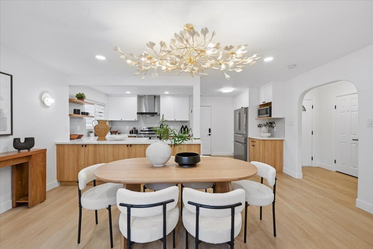 Dining room, Interior, Kitchen, Recessed Lighting, Stainless Steel Appliances, Wood Texture Flooring