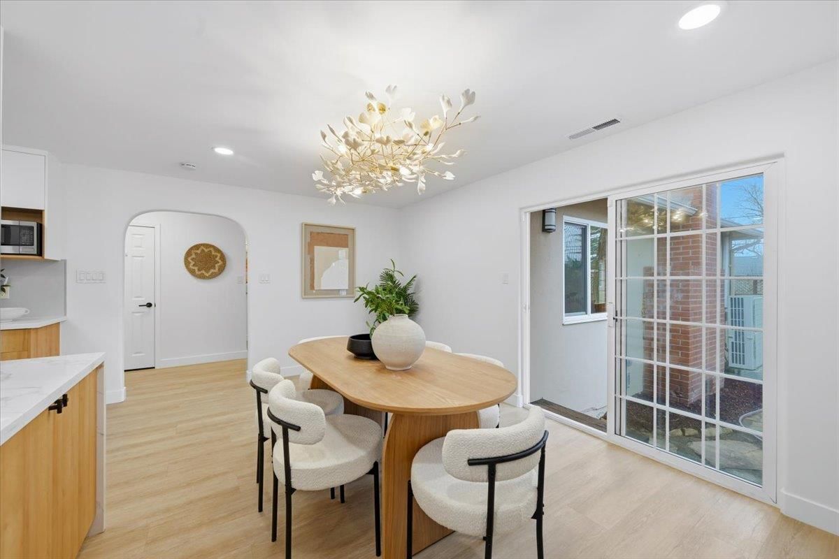 Dining room, Interior, Recessed Lighting, Wood Texture Flooring