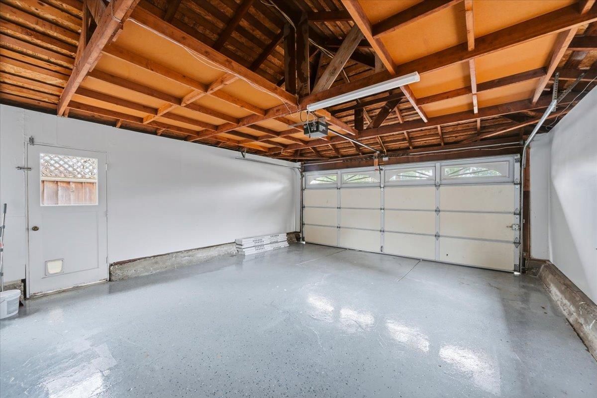 Garage, Interior, Wooden Beams, Wooden Ceilings