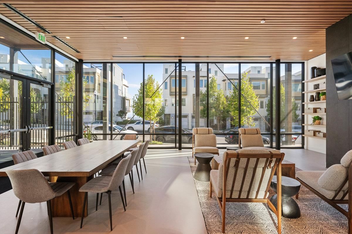 Dining room, Interior, Recessed Lighting