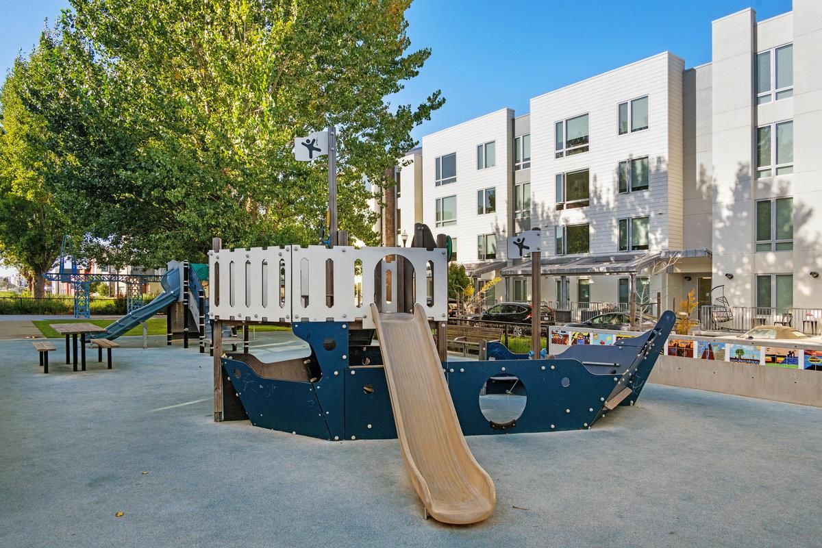 Backyard, Exterior, Playground