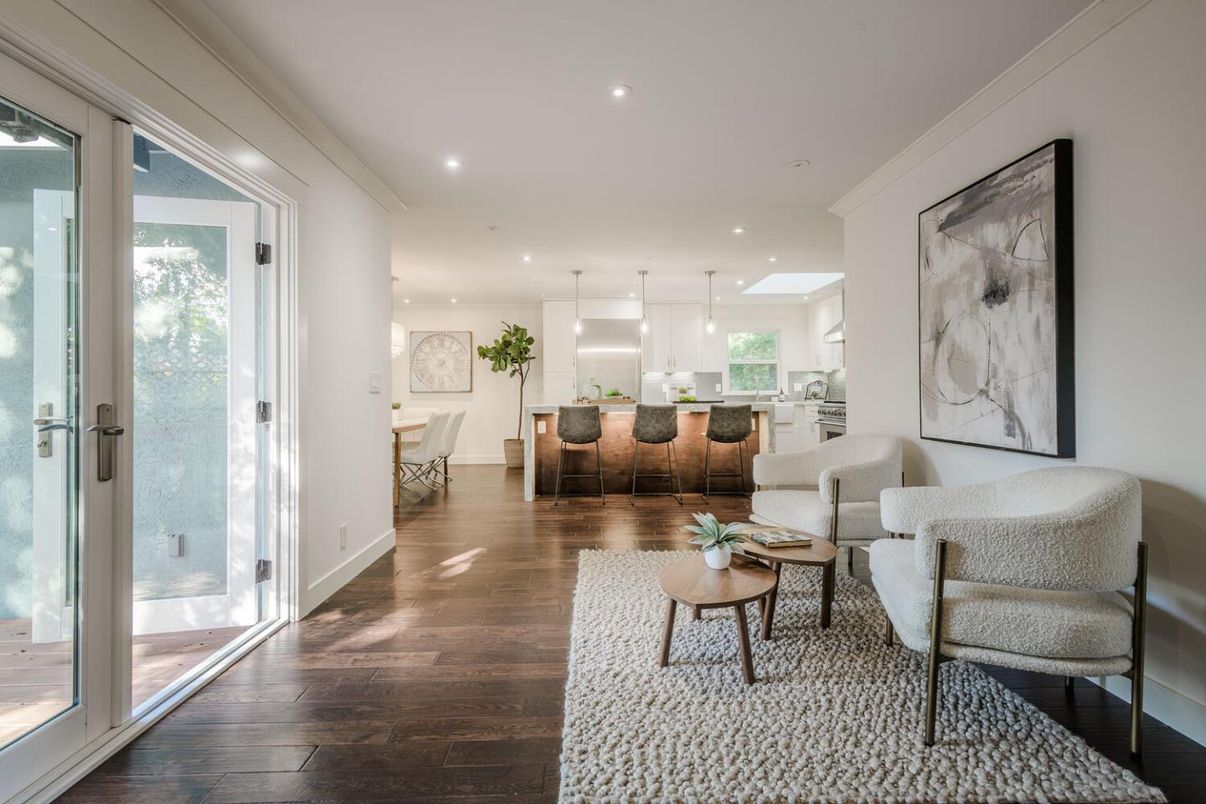 Dining room, Interior, Kitchen, Living room, Pendant Lights, Recessed Lighting, Wood Texture Flooring