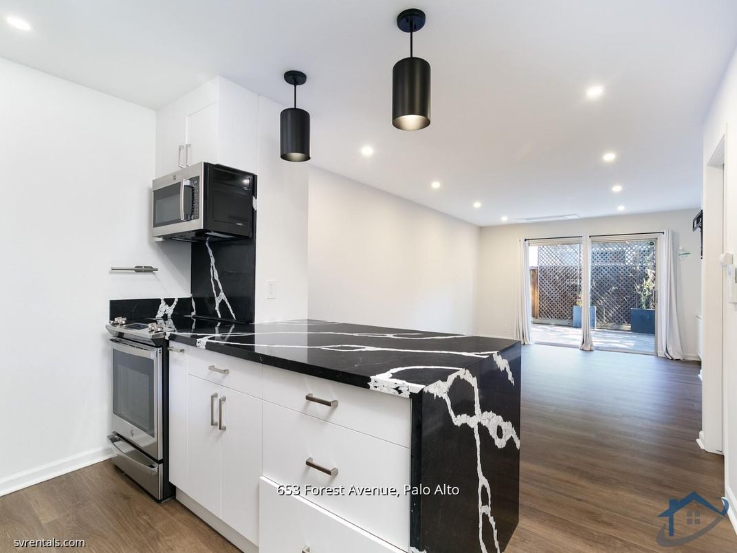 Interior, Kitchen, Pendant Lights, Recessed Lighting, Wood Texture Flooring