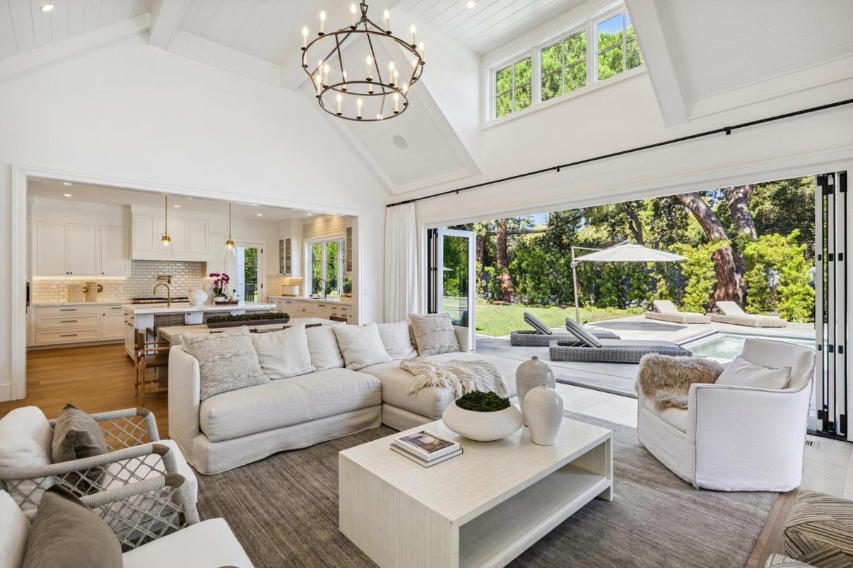 Interior, Kitchen, Living room, Pendant Lights, Recessed Lighting, Wood Texture Flooring