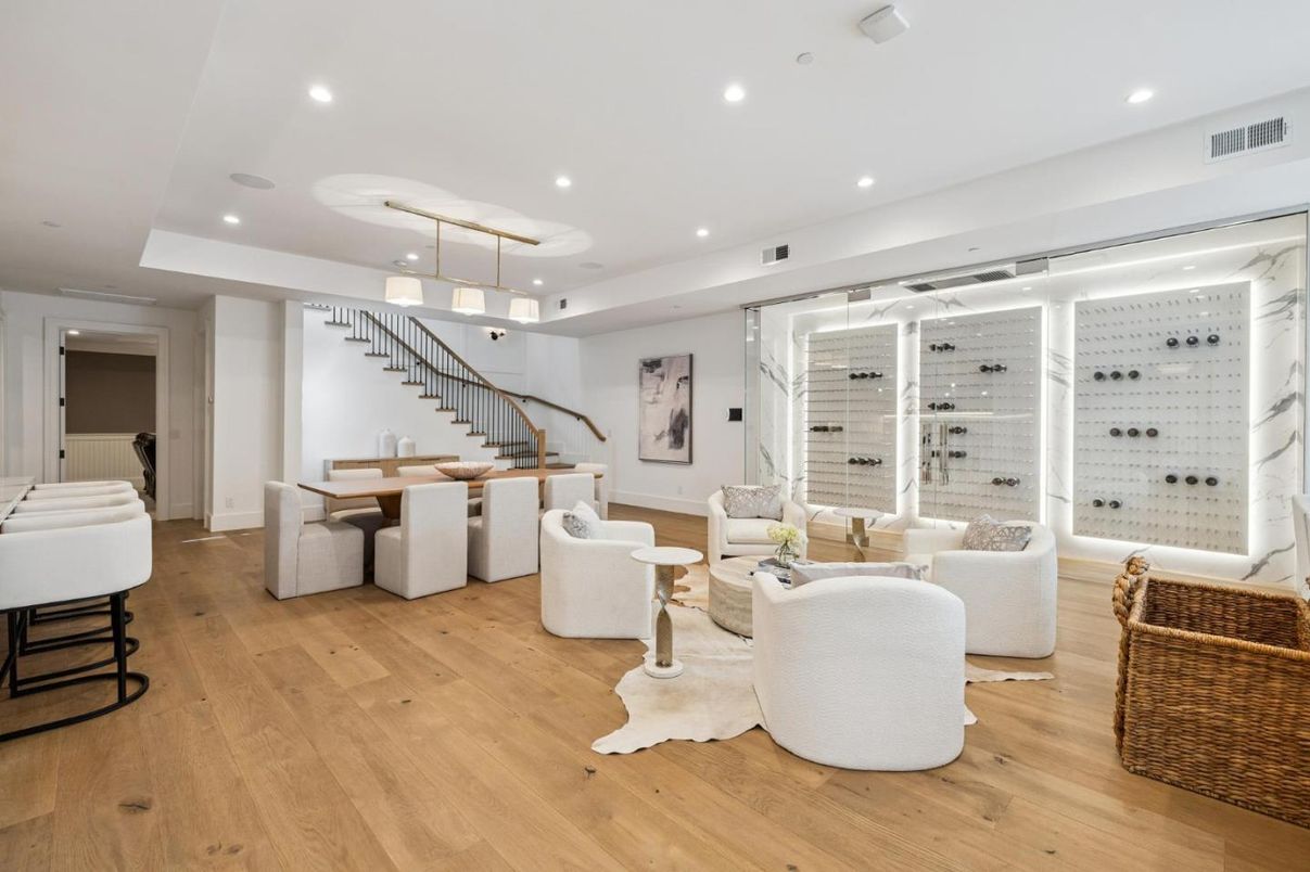 Dining room, Interior, Living room, Pendant Lights, Recessed Lighting, Wine Storage, Wood Texture Flooring