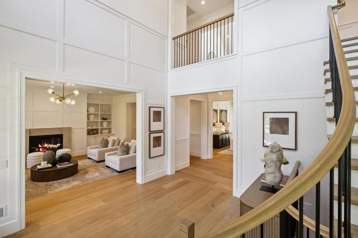 Fireplace, Interior, Living room, Pendant Lights, Recessed Lighting, Wood Texture Flooring