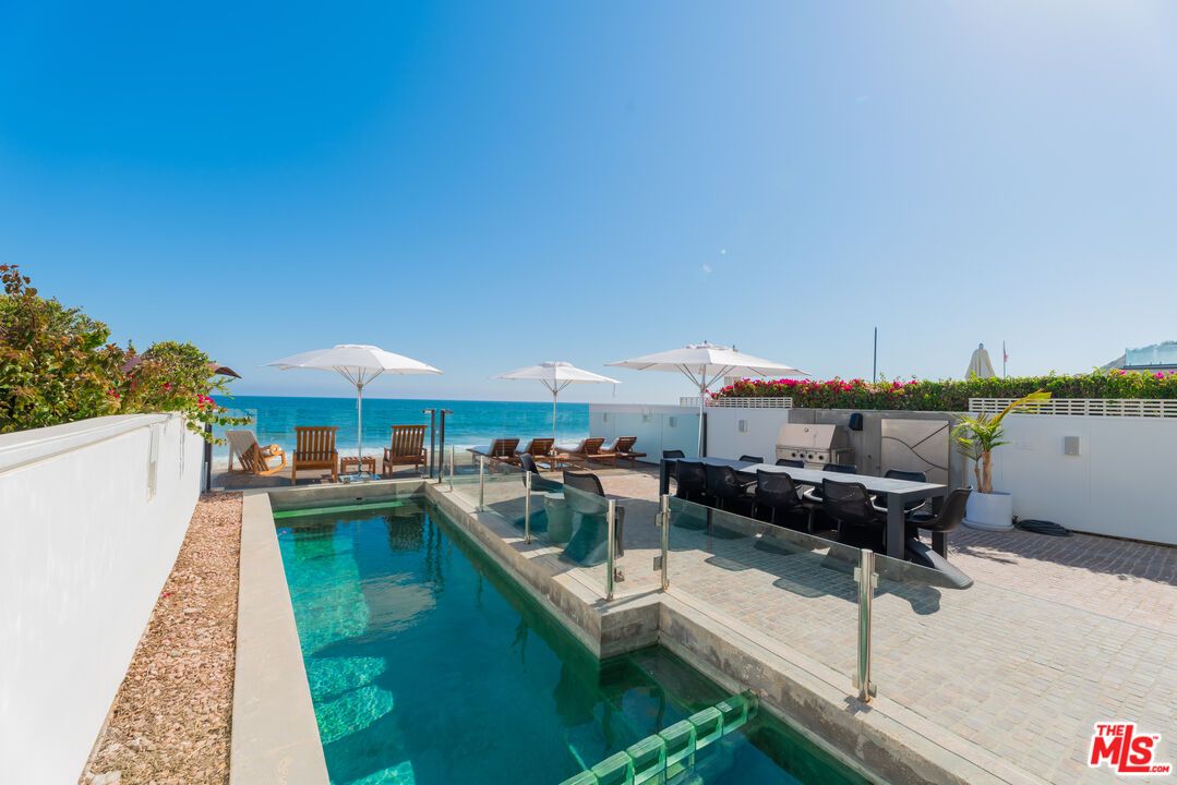 Exterior, Lake, Pool