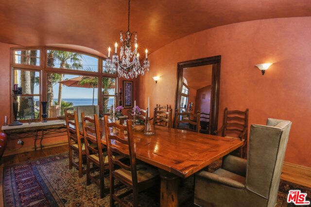 Chandelier, Dining room, Interior, Water, Wood Texture Flooring