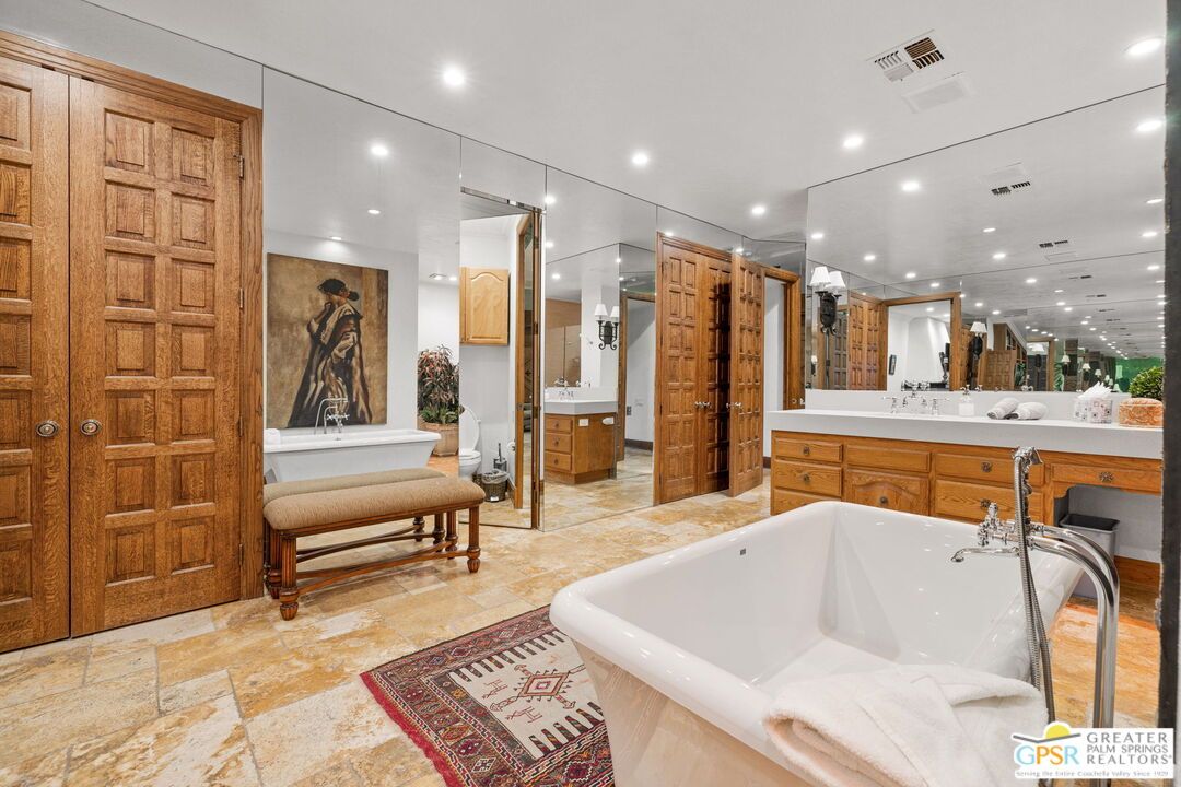 Bathroom, Dual Sink Vanities, Free Standing Baths, Interior, Recessed Lighting
