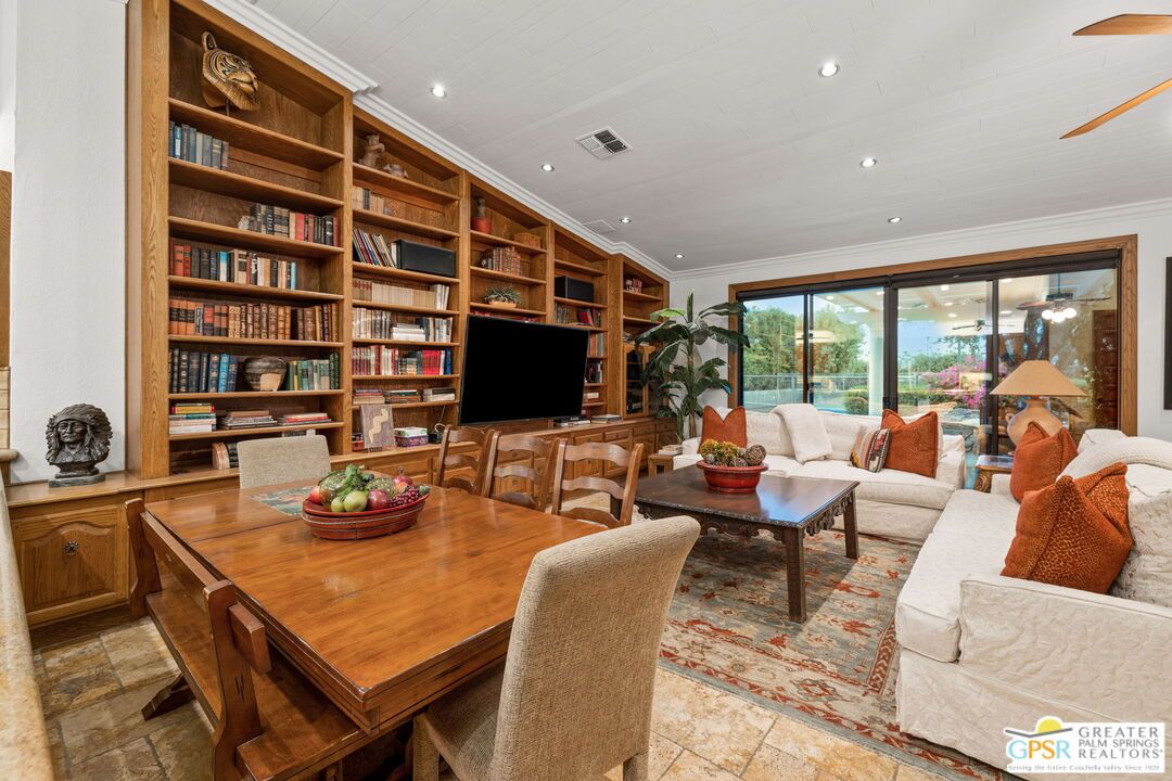 Dining room, Interior, Living room, Recessed Lighting