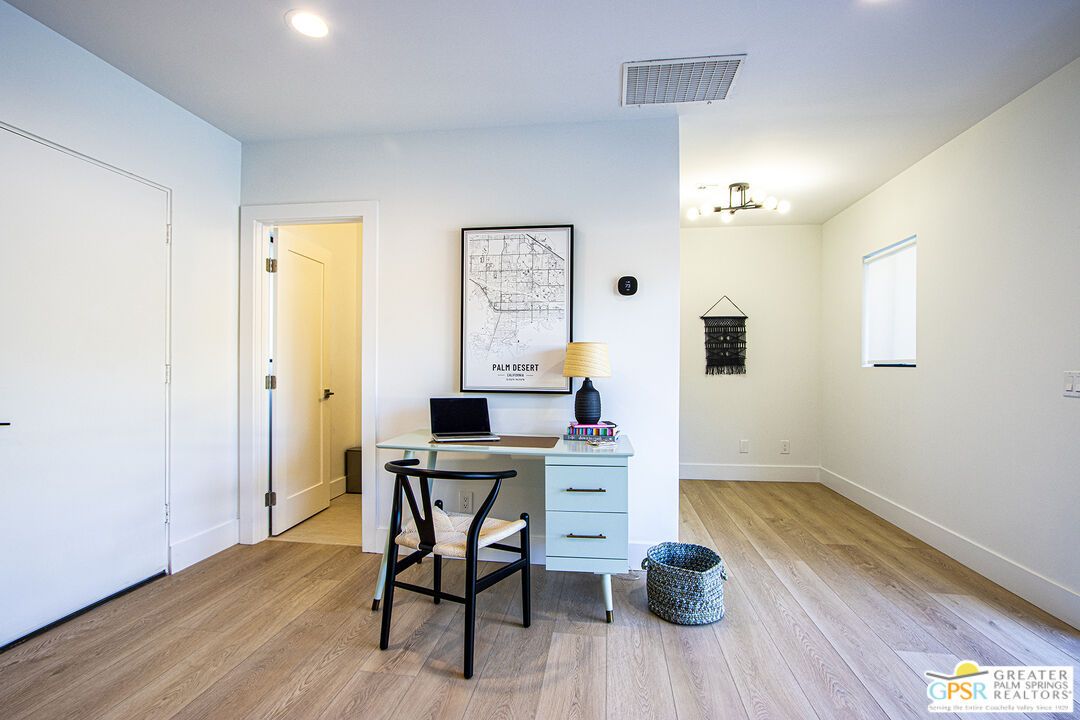 Home Office, Interior, Recessed Lighting, Wood Texture Flooring