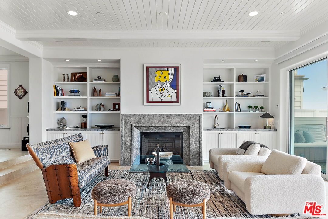 Fireplace, Interior, Living room, Recessed Lighting