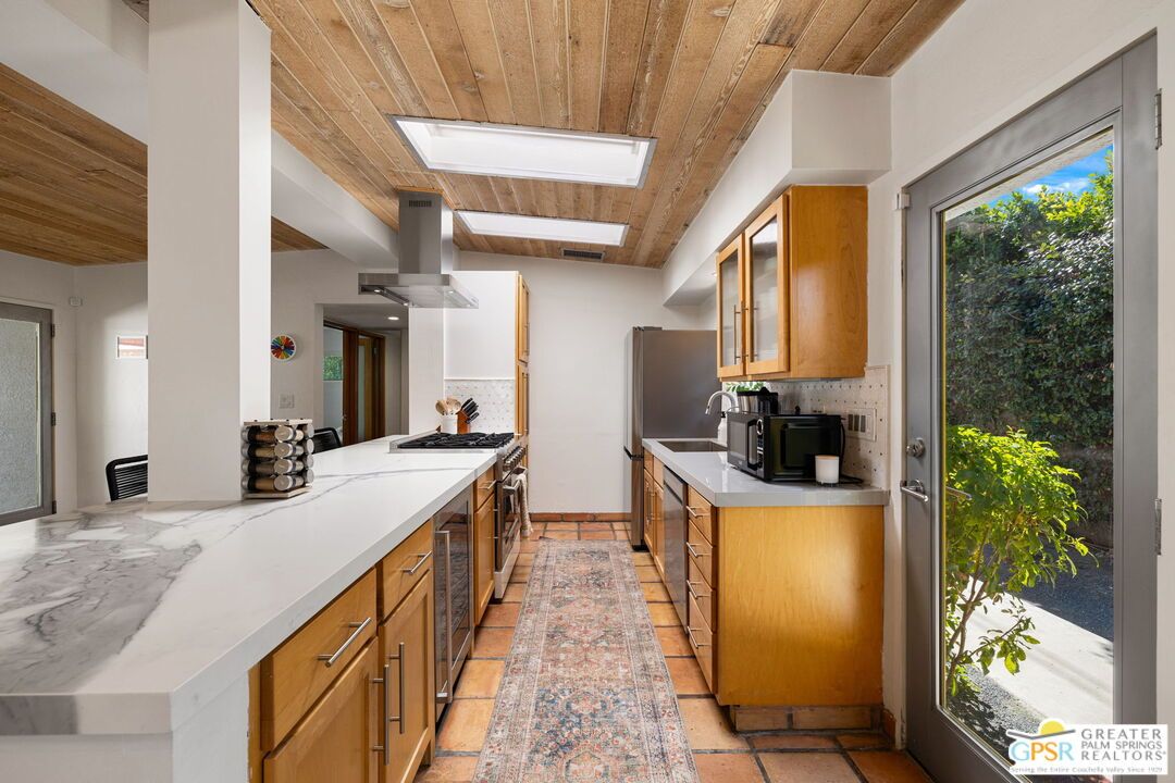 Interior, Kitchen, Wooden Ceilings