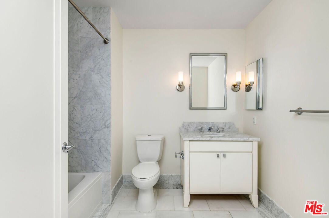 Bathroom, Interior, Marble, Marble Walls