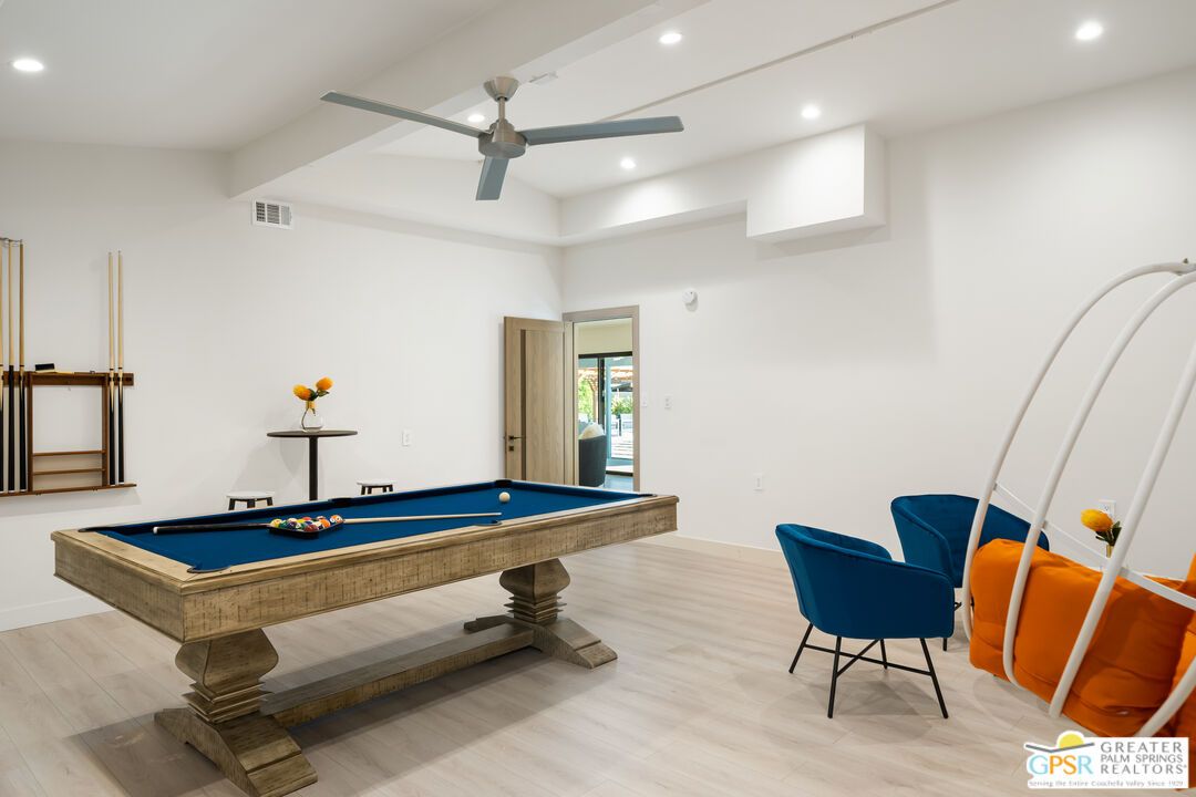Billiard Table, Game Room, Interior, Recessed Lighting, Wood Texture Flooring