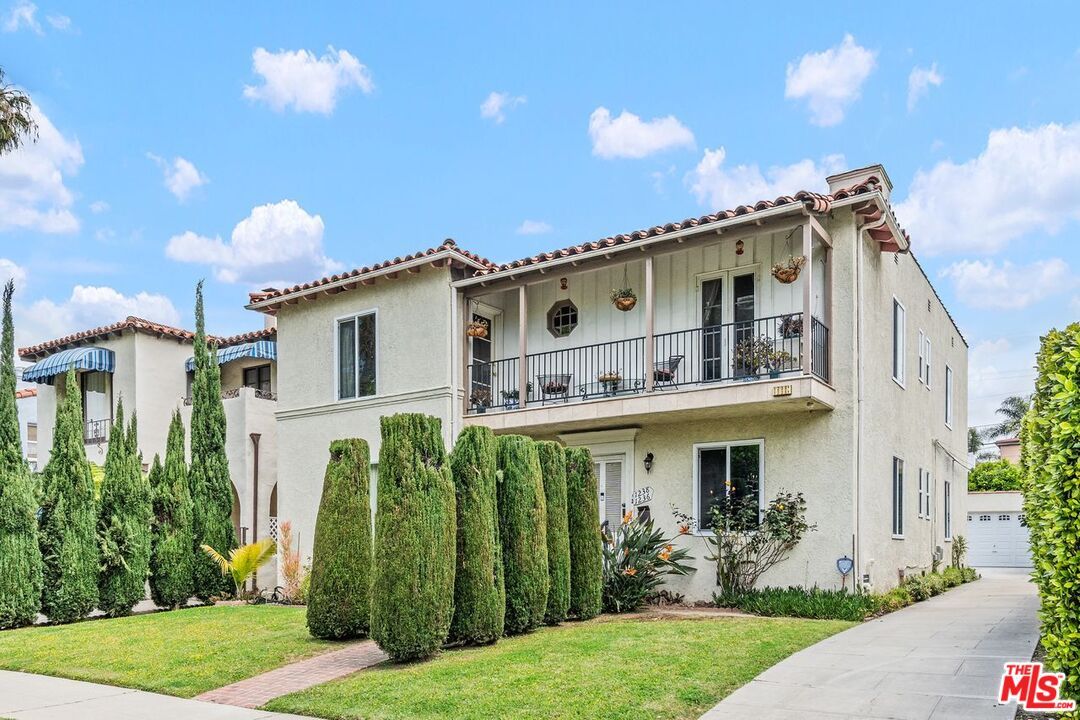 Backyard, Exterior, Facade, Spanish Mediterranean